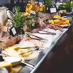Radisson Blu Grand Tammer فندق تامبير