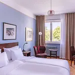 فندق Radisson Blu Grand Tammer 4*