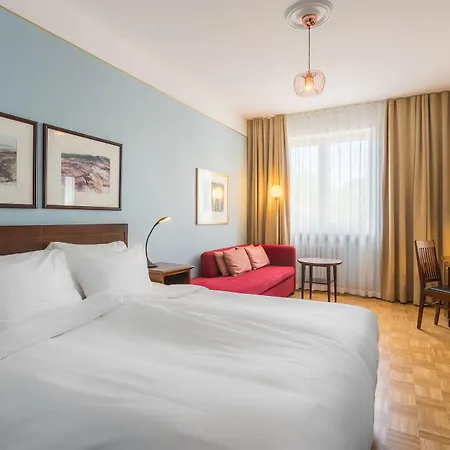 Отель Radisson Blu Grand Tammer