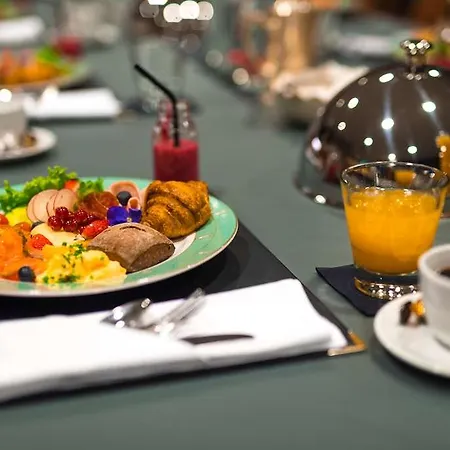 Radisson Blu Grand Tammer Отель