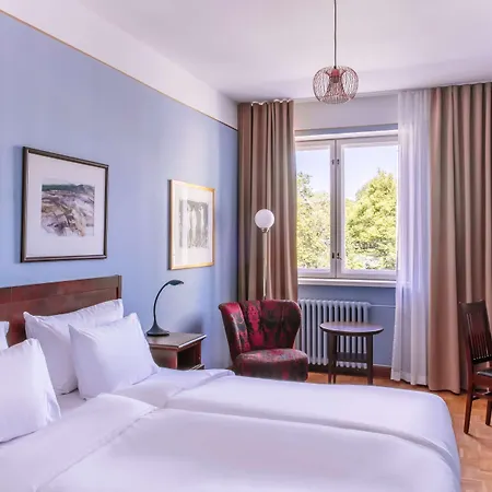 Отель Radisson Blu Grand Tammer 4*